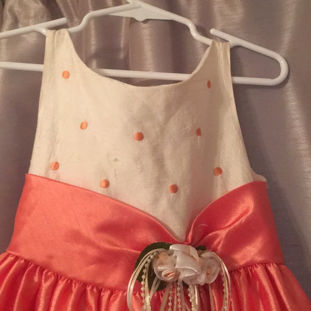 Dress - Picture 2 of 5
